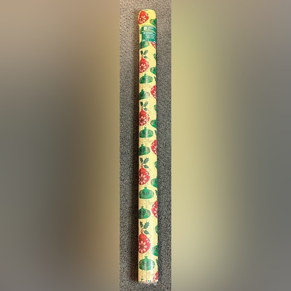 Vintage American Greetings Red Tan Ornaments Christmas Gift Wrap Wrapping Paper - Picture 1 of 3